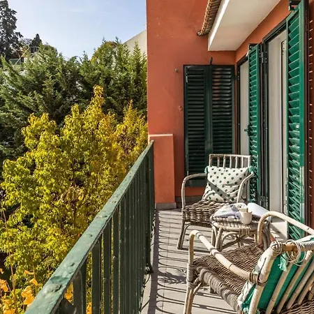 Διαμέρισμα Plum Guide - The Salamander Balcony Lisboa